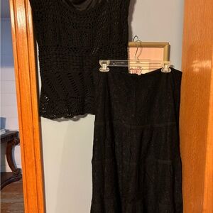 Bandolino Black Crochet Midi Skirt
